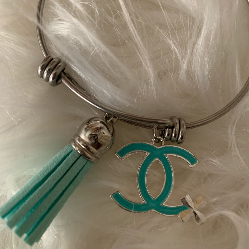 FabBangle - Picture 3 of 16